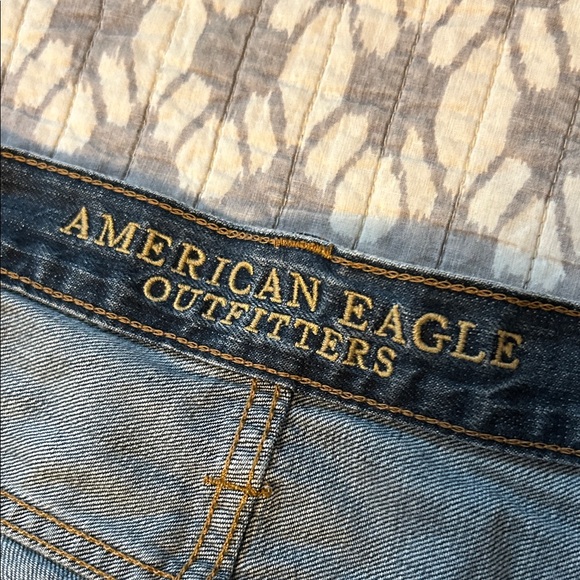 American Eagle Outfitters Men's Dark Blue Relaxed Jeans - Picture 2 of 3